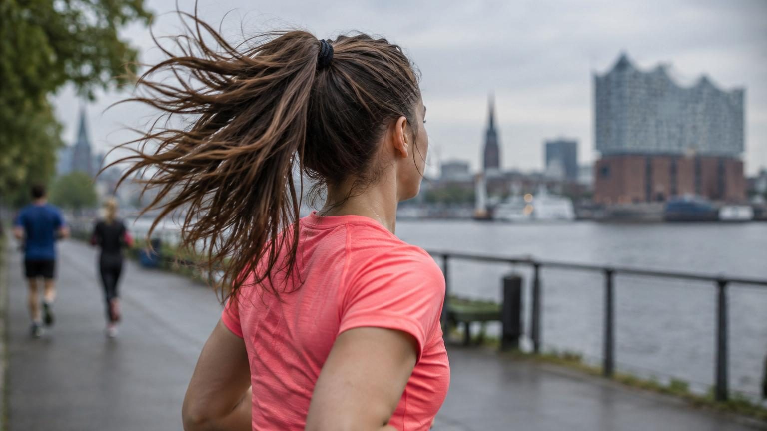 Un coiffeur alerte sur la queue de cheval pendant le jogging : voici ce qu'elle fait vraiment à vos cheveux